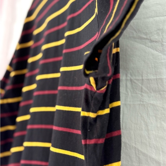 GUESS Striped Tee XL/XXL – Black w/ Yellow & Red Stripes - Picture 5 of 8